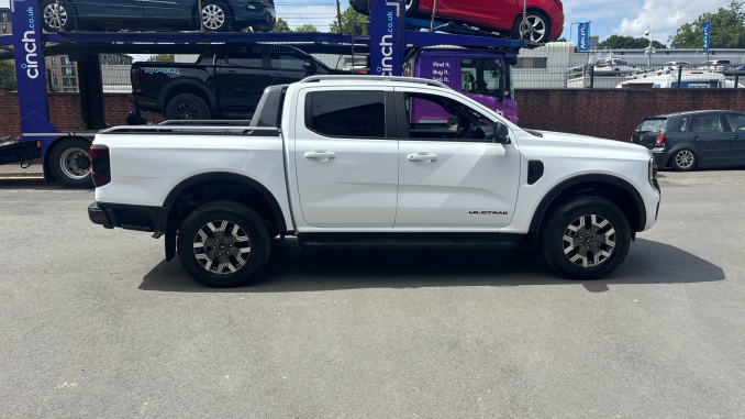 Ford Ranger Petrol Pick Up D/Cab Wildtrak 2.3 EcoBoost PHEV 281 Auto - Image 9